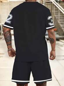 Schwarz-weiß geometrisches Muster-Buchstaben-Große Größen Herren 2 Stücke Set - Kordelzug-Shorts und Kurzarmshirt, lässiger Sportanzug