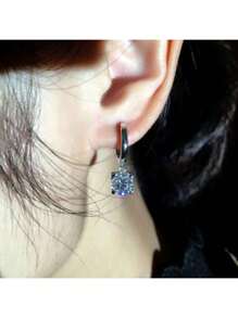 Elegant Square Pendant And Round Earrings Set - Ideal For Weddings And Special Occasions