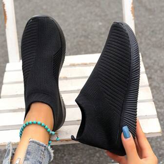 女士时尚运动风格休闲针织条纹运动鞋，适合户外和所有季节