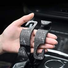 3 peças Brilho em Estilo: Clipe para Óculos de Sol com Viseira de Carro + Gancho de Carro com Cravejado de Diamantes e Clipe para Bilhetes, Pegada Segura para Dirigir, Compatível com Vários Estilos de Óculos, Acessório Seguro para Dirigir | Suporte de Óculos Elegante | Design Moderno e Elegante - Para Mulheres e Homens - Perfeito para Dirigir e Uso Diário - Ótimo Presente para Entusiastas de Carros