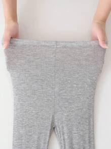 4 piezas Mallas capri para niñas de verano de algodón elástico con rayas verticales de unicolor, pantalones cortos suaves para uso diario