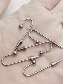 2PCS/Set Segmented Industrial Piercing Floating Industrial Barbell Non Allergic Ear Piercing Spike Industrial Scaffold Heteromorphic Earrings Punk Jewelry Body Piercing