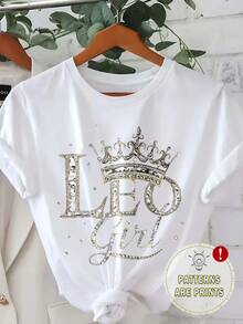 T-shirt court casual blanc à manches courtes pour femmes avec imprimé constellation de Léo, couronne et étoile. Col ras-du-cou étirable. Convient pour le printemps/été. Cadeau d'anniversaire pour les fans de Léo. Tenue pour le printemps/été. - Blanc - Voir 3