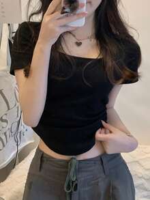 黑色