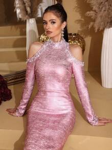 Modphy Nuevo vestido largo de diseño de perlas de industria pesada de lujo ligero con diseño de capa rosa para mujer. Vestido largo ajustado de manga larga con cuello alto pequeño y hombros descubiertos. Vestido de dama de honor formal para invitados de boda, fiesta conmemorativa o cena formal