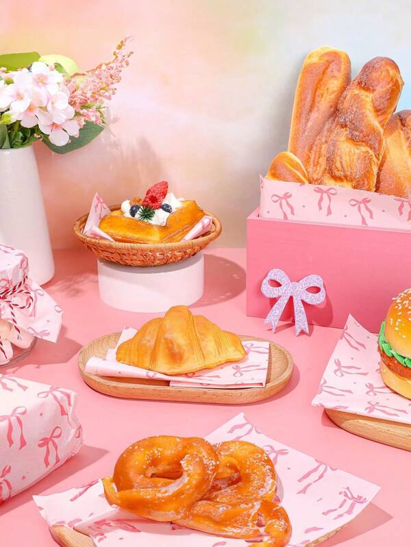 25 Stück/1 Set, rosa Schleifen Muster quadratische Lebensmittel Matte aus Papier; rosa Schleifenverpackungspapier; Backpapier; beschichtetes Papier; fettdichtes Papier; Hamburger und Sandwich Verpackungspapier Lebensmittel Atmosphäre Dekorationspapier Matte; Öl absorbierende Papier Matte für Partys Zuhause.