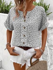 Plus Size Women's Elegant Ditsy Floral Short Sleeve Button Front Blouse, Comfortable Ladies Casual Tops T-Shirt