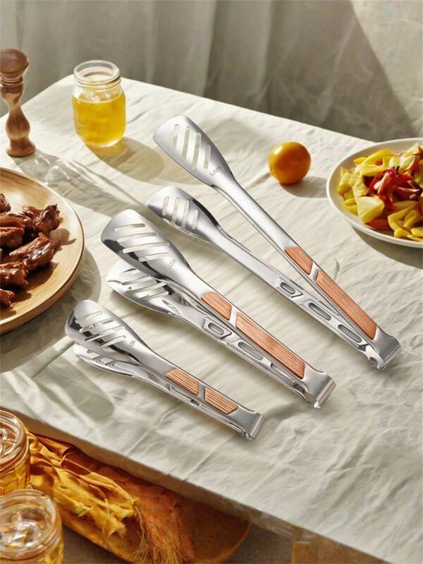 1 Peça de Pegador de Churrasco de Aço Inoxidável com Pegada Antiderrapante para Carne, Salada e Pão, Pegador de Churrasco Resistente ao Calor, Ferramenta de Cozinha, Utensílio de Cozinha com Alças Antiderrapantes - Grampo Resistente de Churrasco para Carne, Salada, Pão - Perfeito para Acampamento ao Ar Livre, Viagens e Buffet - Acessórios de Cozinha e Cozinha Duráveis, Essenciais de Acampamento, Design de Utensílio Ranhado, Construção de Pegada Estável