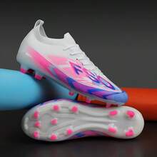 全新推荐足球鞋，适合青少年、在校学生、比赛和训练，低帮款式，长钉，耐磨，防滑，成人男女通用 - 白色 - 查看 1