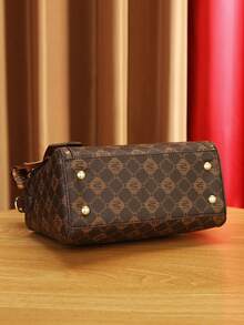 别致的 3 件套女士时尚包袋套装 - 优雅几何印花、人造皮革托特包、斜挎包和手拿包 - 咖啡 - 查看 4