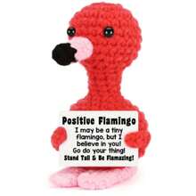 1 pieza de muñeco de peluche hecho a mano con diseño de oveja, ganso, mapache, flamenco, pequeño embrión, gato, pepino, sol, elefante o oso. Estos adorables juguetes de punto son ideales como decoración del hogar, regalos de cumpleaños o de graduación, y también pueden ser un pequeño presente para amigos y familiares con palabras de aliento.