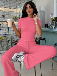 Spring Women's Fashionable Belly-Baring Short-Sleeved Tops, Slim-Fitting Lace-Up Flared Pants Sports Suit