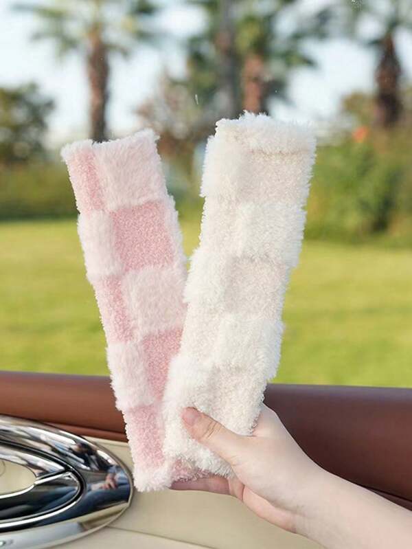 1pc/2pcs Plush Comfortable Car Seat Belt Shoulder Cover Auto Belt Protection Pads, Suitable For All Seasons, Women