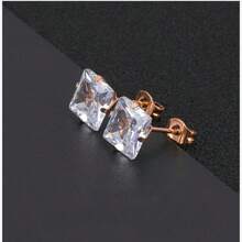 1 Pair 316 Stainless Steel Hypoallergenic Square Cubic Zirconia Stud Earrings, 18K Gold Plated Titanium Steel Zirconia Cartilage Clip Ear Cuffs, Minimalist Luxurious Rhinestone Earring Clips, Unisex Titanium Steel Sparkling Earrings, Perfect Holiday Gift