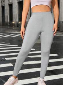 Un par de pantalones ceñidos de yoga para mujeres - Mallas adecuadas para todas las estaciones. Son cómodos, estilizantes y transpirables, perfectos para correr, yoga. Las mallas elásticas pueden dar forma y levantar el trasero. Son esenciales para deportes y acondicionamiento físico, y también son excelentes para el uso diario. Son muy elásticos y resaltan tu figura perfecta.