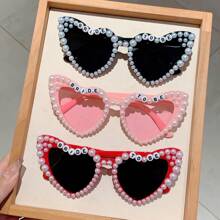 1pc Pearl Framed Heart Shaped Party Glasses, Illuminate Your Celebration Moment! Party Essential! Radiant Pearl Heart Glasses, Shine The Party Spotlight. Wear The Pearl Heart Party Glasses And Start Your Dreamy Party Journey, A Perfect Birthday Gift For Friends