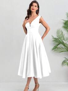 Vestido de noche corto y sexy de línea A con escote en V sin mangas, vestido de fiesta elegante de mujer con cintura ajustada y plisado, vestido de graduación con espalda descubierta - Beis - Ver 7