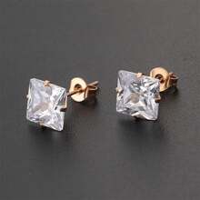 1 Pair 316 Stainless Steel Hypoallergenic Square Cubic Zirconia Stud Earrings, 18K Gold Plated Titanium Steel Zirconia Cartilage Clip Ear Cuffs, Minimalist Luxurious Rhinestone Earring Clips, Unisex Titanium Steel Sparkling Earrings, Perfect Holiday Gift