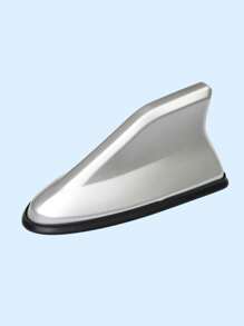 Antena dachowa FM/AM Shark Fin Modified Spoiler – antena dachowa ABS Spoiler Style ze wbudowanym odbiornikiem sygnału, wykończenie lakierem fortepianowym o połysku, stylowy wygląd, opływowy kształt zmniejszający opór wiatru, mocna podstawa klejąca do montażu bez uszkodzeń