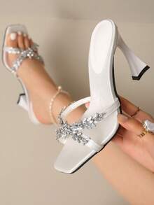 女士高跟拖鞋，2025年新款，缎面蹄形高跟水钻系带凉拖，性感露趾穆勒鞋