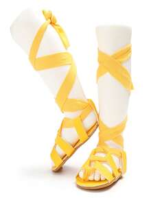 Fashionable Summer 0-1 Year Old Baby Girl Non-Slip Bottom Toddler Shoes With Strap - Yellow - View 1