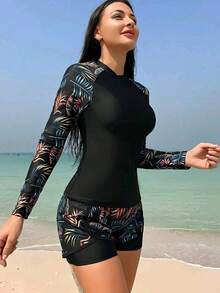 Women's Long Sleeve Surfing Set, 2 Piece Surf Suit, Wetsuit, Contrast Colors And Tropical Prints For Summer Beach Vacation, 2 Piece Surf Top Set With Tropical Plant Print And Raglan Sleeve For Women, Women's Long Sleeve Rashguard Set In Contrast Colors And Tropical Print For Summer Beach Vacation,Women's Surfwear - 黑色 - 查看 2