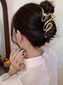 1 件金色小众仿珍珠金属发夹枕骨厚发夹发髻发夹，休闲秋冬发饰，适合女士度假装 - 金色 - 查看 1