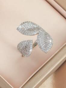 1pc Cubic Zirconia Leaf Rings For Women, Casual Index Finger Accessory,Exaggerated Decor,Elegant Statement Piece For Female, Perfect For Party, Birthday, Anniversary Gift