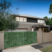 1PC/2pcs 39.4/19.7 Inch X 118 Inch Artificial Evergreen Ivy Privacy Fence Wall Screen - Realistic Green Artificial Ivy Leaves Decor, Classic Faux Ivy Privacy Screen Backdrop, Lush Green, Plastic, Outdoor Fake Green Plants, For Home And Garden Decor, Outdoor Garden Decor, Durable Privacy Fence And Wall Cover, For Patio, Balcony, Backyard, Garden Decorations, Balcony Privacy Screen, Natural Look