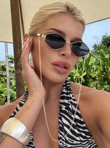 1 Stück Modische geometrische Rahmen Modebrillen für Frauen mit Brillenkette, vintage metallischer Rahmen Outdoor Sonnenbrillen Vintage Schattierungen Strand Sommer Camping Reisezubehör