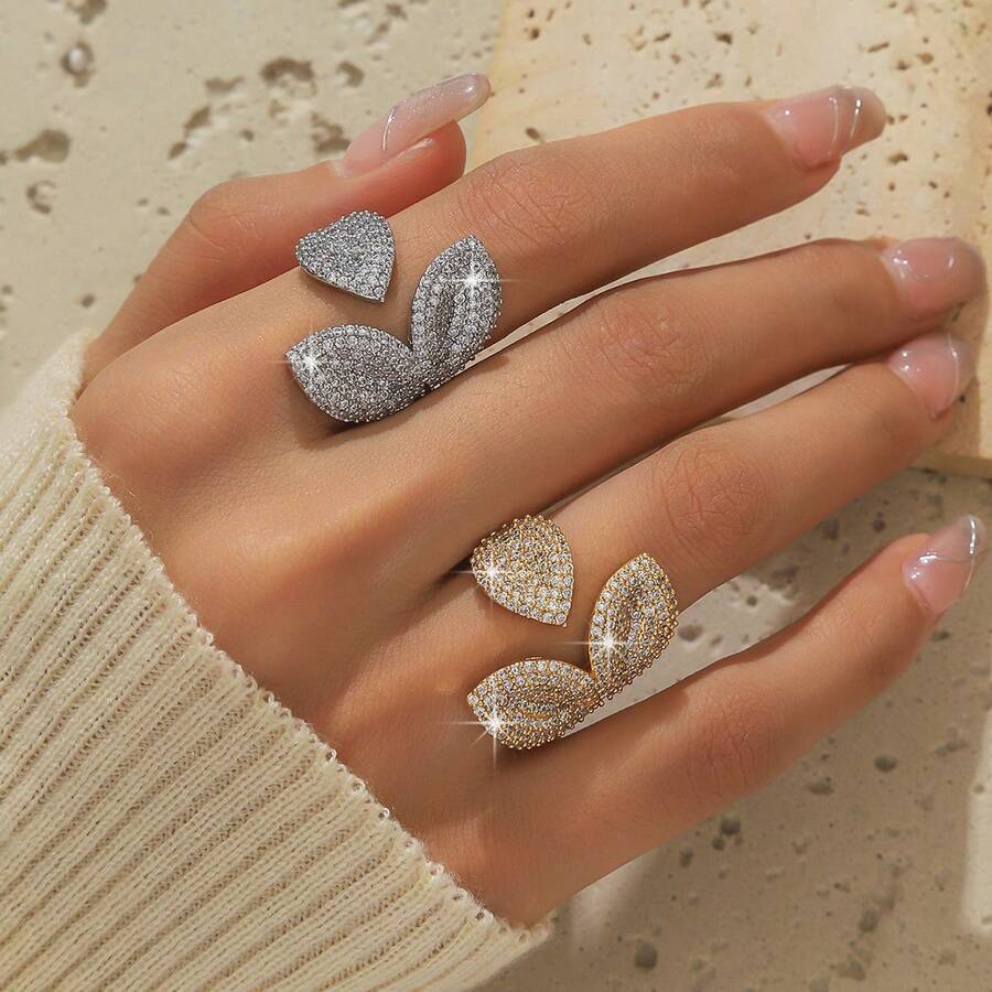 Women's Cubic Zirconia Leaf Ring, Casual Finger Jewelry, Exaggerated Decor, Elegant Eye-Catching, Perfect Gift For Party, Birthday, Anniversary - Silver - View 1