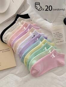40 peças/20 peças/10 peças/6 peças/2 peças de meias curtas femininas, meias invisíveis, meias brancas, meias femininas, meias fofas, meias de menina, meias pretas, detalhes em desenhos animados, design de orifícios guia respirável, absorção de umidade, macias e lisas, adequadas para várias festas, esportes, lazer, negócios e outros usos diários, podem ser usadas o ano todo, as combinações de cores são aleatórias.