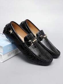 Women's Slip-On Loafer Shoes With Golden Chain Decor - Soft PU Upper, Cushioned Insole And Durable Rubber Sole - Comfortable For Casual And Formal Wear, All Seasons