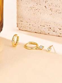 3 Pcs Hypoallergenic Stainless Steel Earrings Sets For Multiple Ear Holes,Suitable For Women, Exquisite 14K Plated Small Gold Hoop Earrings, Hypoallergenic Lightweight Earrings, Suitable For Sensitive Ears, Everyday Earrings, Suitable For Cartilage Piercings, Women's Girl Jewelry Gifts