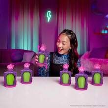 Mattel Muñecas mini de Monster High Potion, figuras de personajes sorpresa con revelado de agua (los personajes pueden variar), edades 4+ - multicolor - Ver 4