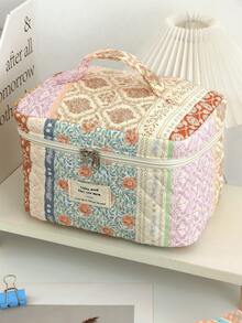 1pc Vintage Contrast Random Flower Pattern Quilted Large Capacity Cosmetic Bag, Fashionable Portable Cosmetic Bag, Girls Travel Cosmetic Bag, Portable Toiletry Bag, Can Hold Lipstick, Sanitary Napkins, Coins, Small Items, Etc., Suitable For Home, Travel, Cruise, Vacation And School Use, Wedding Bridesmaid Gifts, Birthday Gifts, Gifts For Good Friends - Beige - View 6