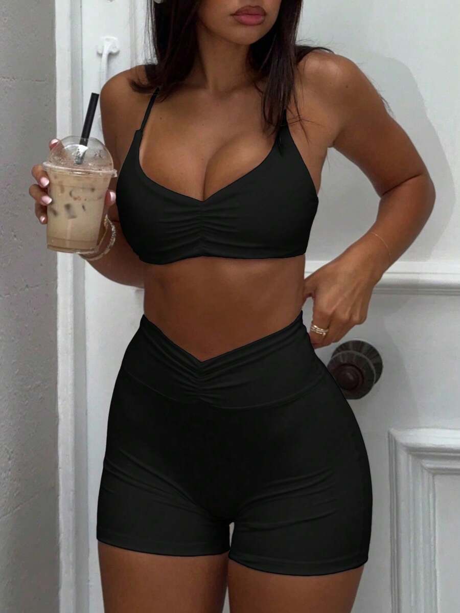 女士休闲吊带露脐上衣和短裤套装，适合春夏穿着，黑色 - 黑色 - 查看 1