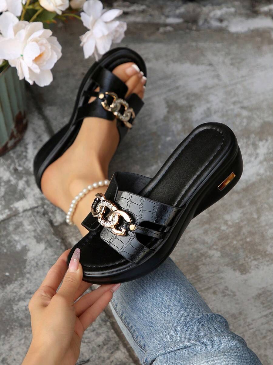 Giày sandal đế xuồng mùa hè cỡ lớn có khóa kim loại, sandal La Mã hở mũi, phụ kiện du lịch thiết yếu.