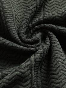 Men's Casual Knitted Polo Breathable Green Knitwear In A Regular Fit With Short Sleeves And A Classic Polo Neckline