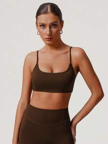 Sodalemon 女士纯色加厚运动文胸和瑜伽紧身裤两件套，简约设计，适合夏季健身训练。 - 棕色 - 查看 7