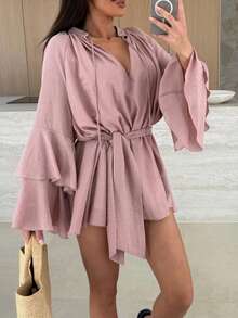 1 件女士休闲通勤长袖多层袖口深 V 领插肩袖系带衬衫，春夏秋季