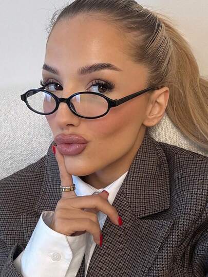 1副女士黑色椭圆形PC镜框小号INS复古风素面眼镜，适合日常佩戴