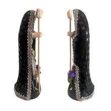 Santa Muerte negra 15 cm vestida biblia Santa Muerte protección justicia y rompimiento de energías negativas estatua espiritual colección protección esotérica libro espiritualidad altar - Negro - Ver 2
