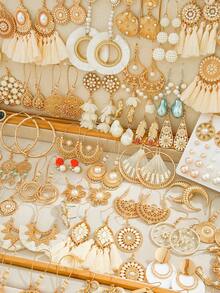 TopHanqi 7 件/15 件/24 件/36 件随机搭配女士耳环套装，复古宫殿优雅金色和白色系列耳环、钩子、耳钉、带有人造珍珠和贝壳元素的环圈，日常佩戴、派对配饰、礼物，用途广泛