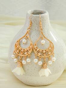 TopHanqi 7 件/15 件/24 件/36 件随机搭配女士耳环套装，复古宫殿优雅金色和白色系列耳环、钩子、耳钉、带有人造珍珠和贝壳元素的环圈，日常佩戴、派对配饰、礼物，用途广泛