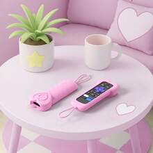 Funda de silicona con forma de corazón linda para el control remoto de Roku TV/Roku Player/Roku Voice Remote (sin conector de auriculares), estuche brillante en la oscuridad para el control remoto de Roku Express 4K+ HD Streaming Stick 4K Premiere Streambar Soundbar LE SE Streaming Media Device