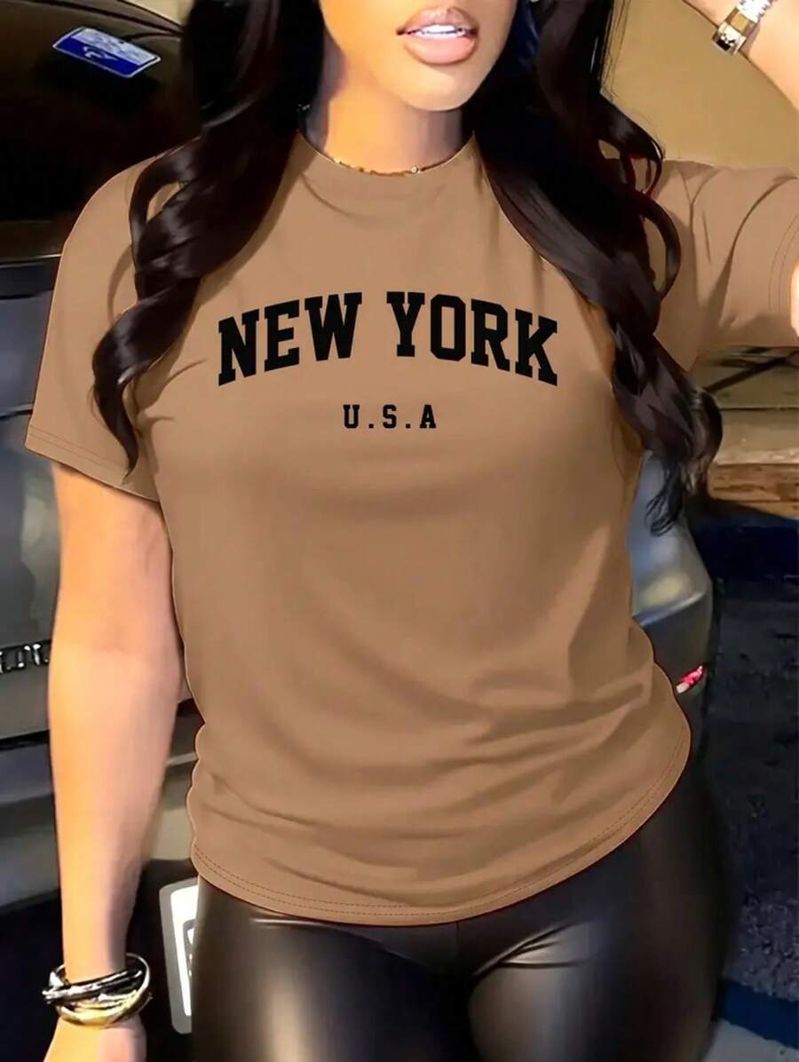 Camiseta de manga corta para mujer con estampado de letras, una camiseta básica informal adecuada para usar todos los días en primavera y verano. - Camel - Ver 1