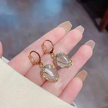 Women's Creative Tulip Earrings Simple Fashion Elegant Earrings High-End Texture - 一對 - 查看 2