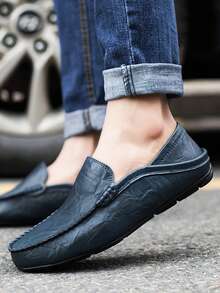 Zapatos de cuero para hombres, mocasines clásicos, suaves y transpirables, zapatos casuales y de negocios tipo slip-on para primavera - Azul - Ver 2