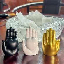 1 Peça, Ornamento de Gesto em Forma de Coração, Ornamento da Mão de Buda do Coração Amoroso. É uma Decoração Clássica para o Lar. Esses Ornamentos Podem Ser Colocados em Mesas, Mesas de Cabeceira, Mesas de Centro da Sala de Estar, Etc., Adicionando um Ambiente Quente e Romântico aos Casamentos. Eles Também Podem Servir como Decorações Festivas e Adornos para Confissões de Namoro, Criando uma Pequena Surpresa para o seu Amor na Vida Diária.